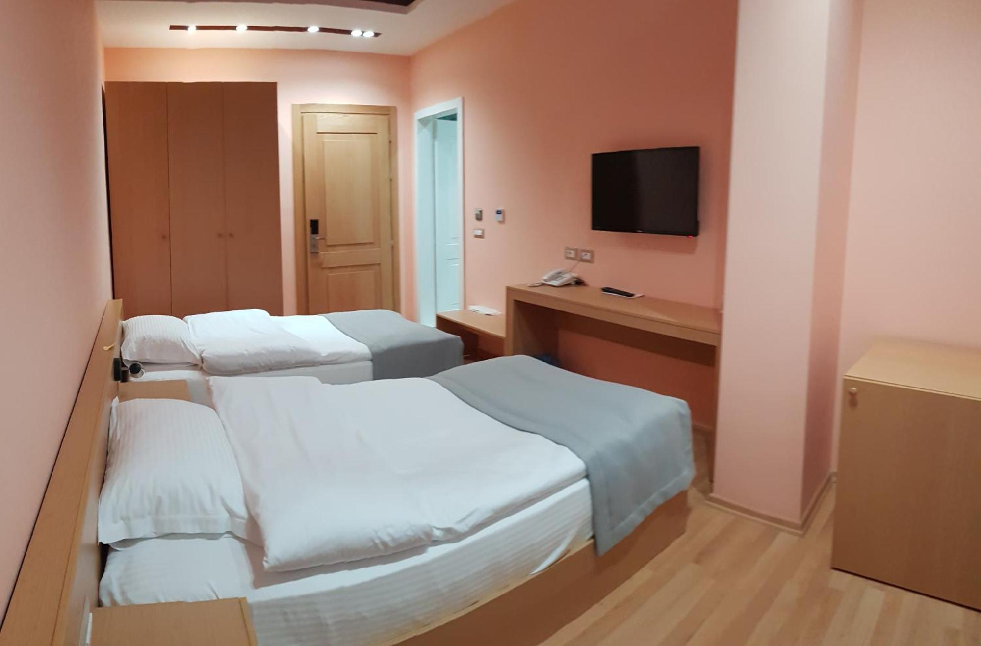 Hotel Elite à Pogradec Chambre photo
