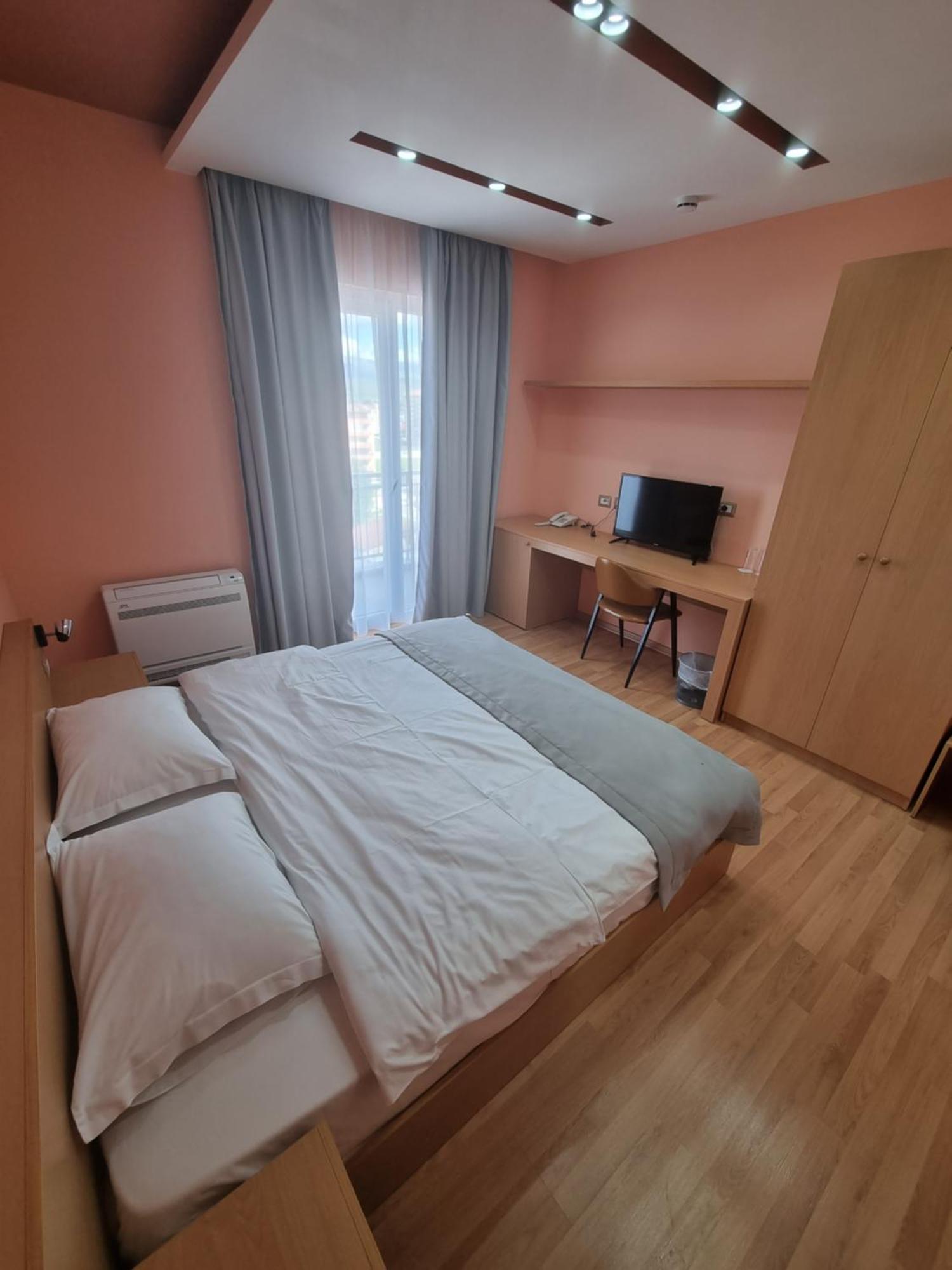 Hotel Elite à Pogradec Chambre photo