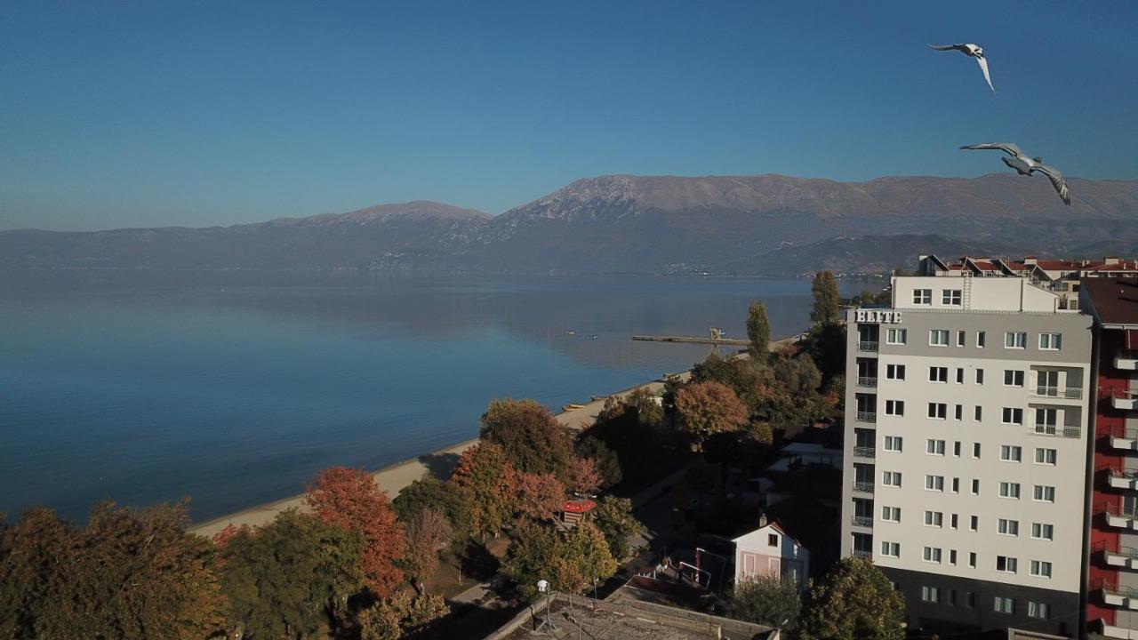 Hotel Elite à Pogradec Extérieur photo