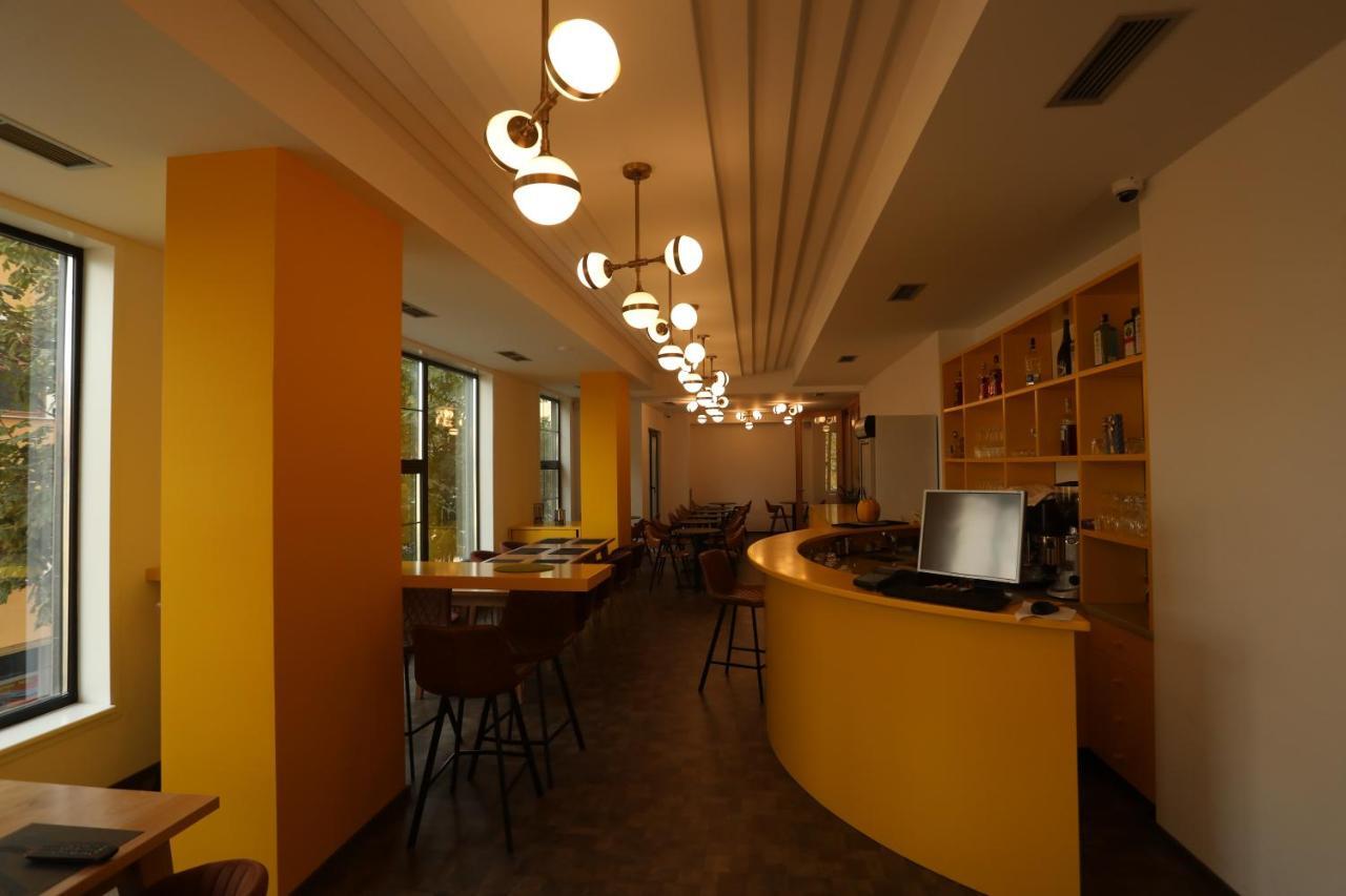 Hotel Elite à Pogradec Extérieur photo