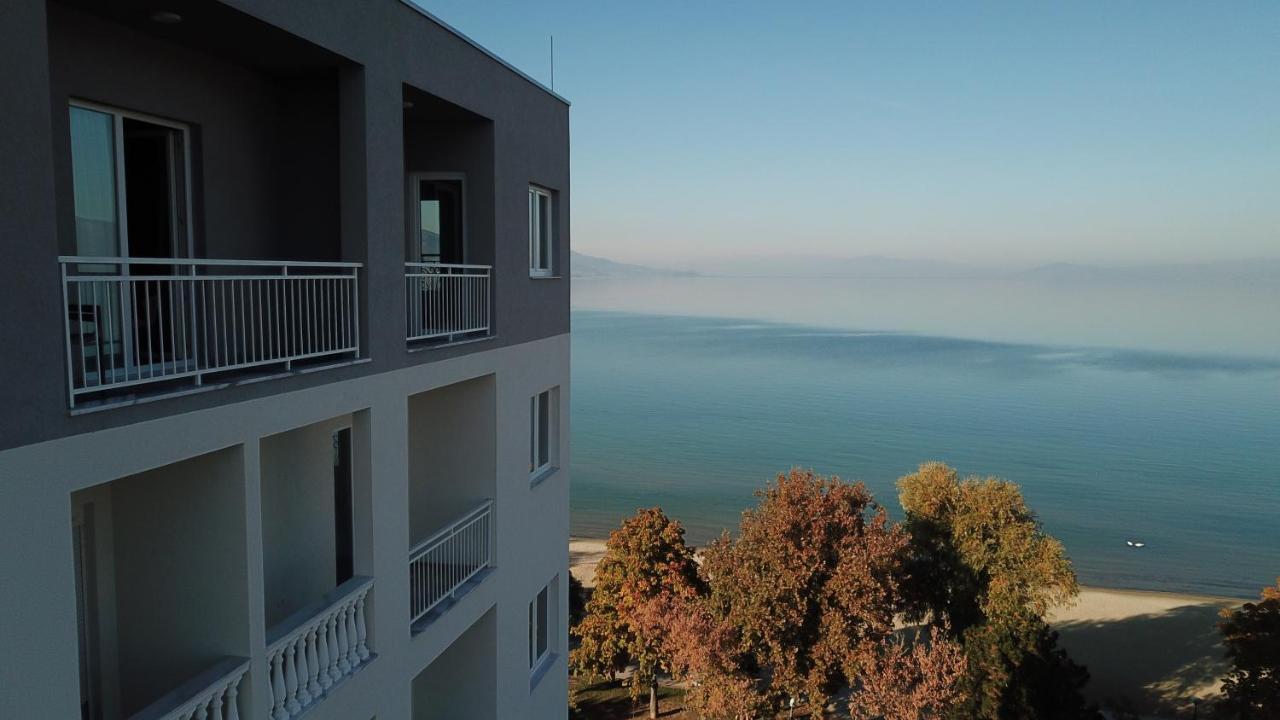 Hotel Elite à Pogradec Extérieur photo