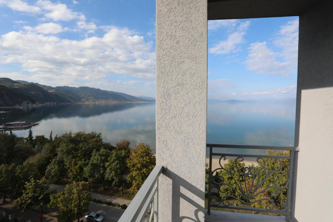 Hotel Elite à Pogradec Extérieur photo