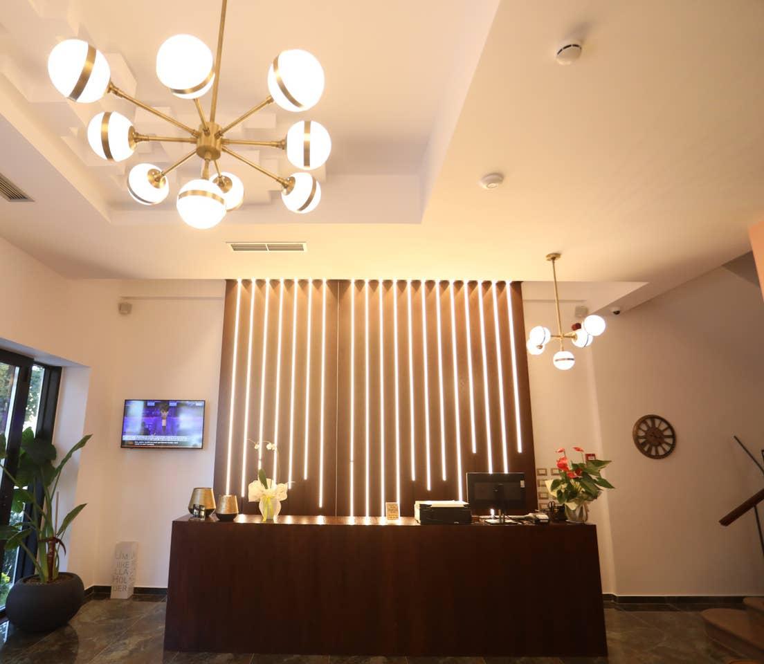 Hotel Elite à Pogradec Extérieur photo
